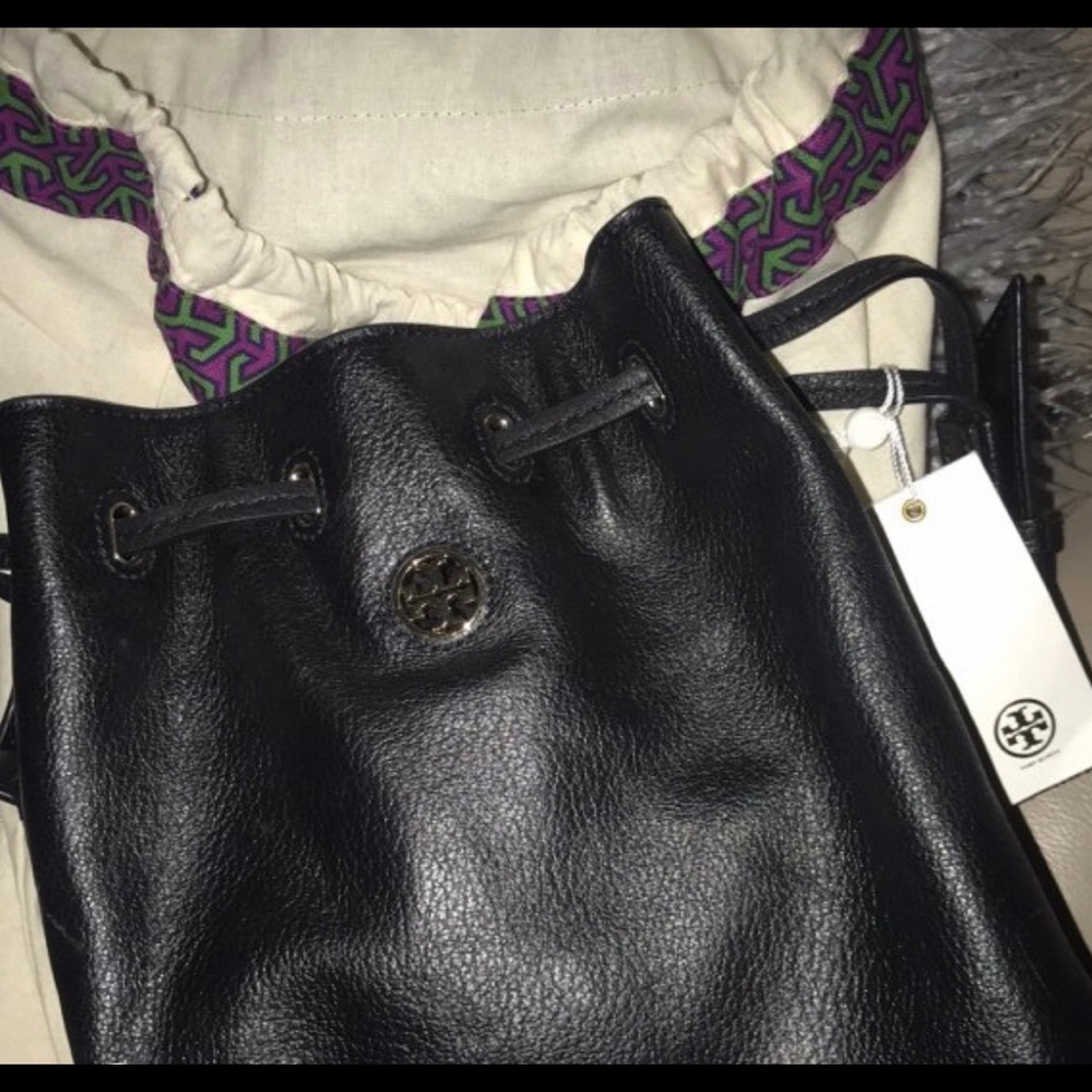 Tory Burch bucket bag pebbled real leather!
